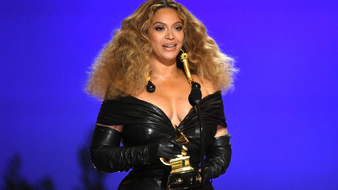 beyonce’s-ivy-park-generated-an-estimated-$40m-in-revenue-in-2022,-report-says