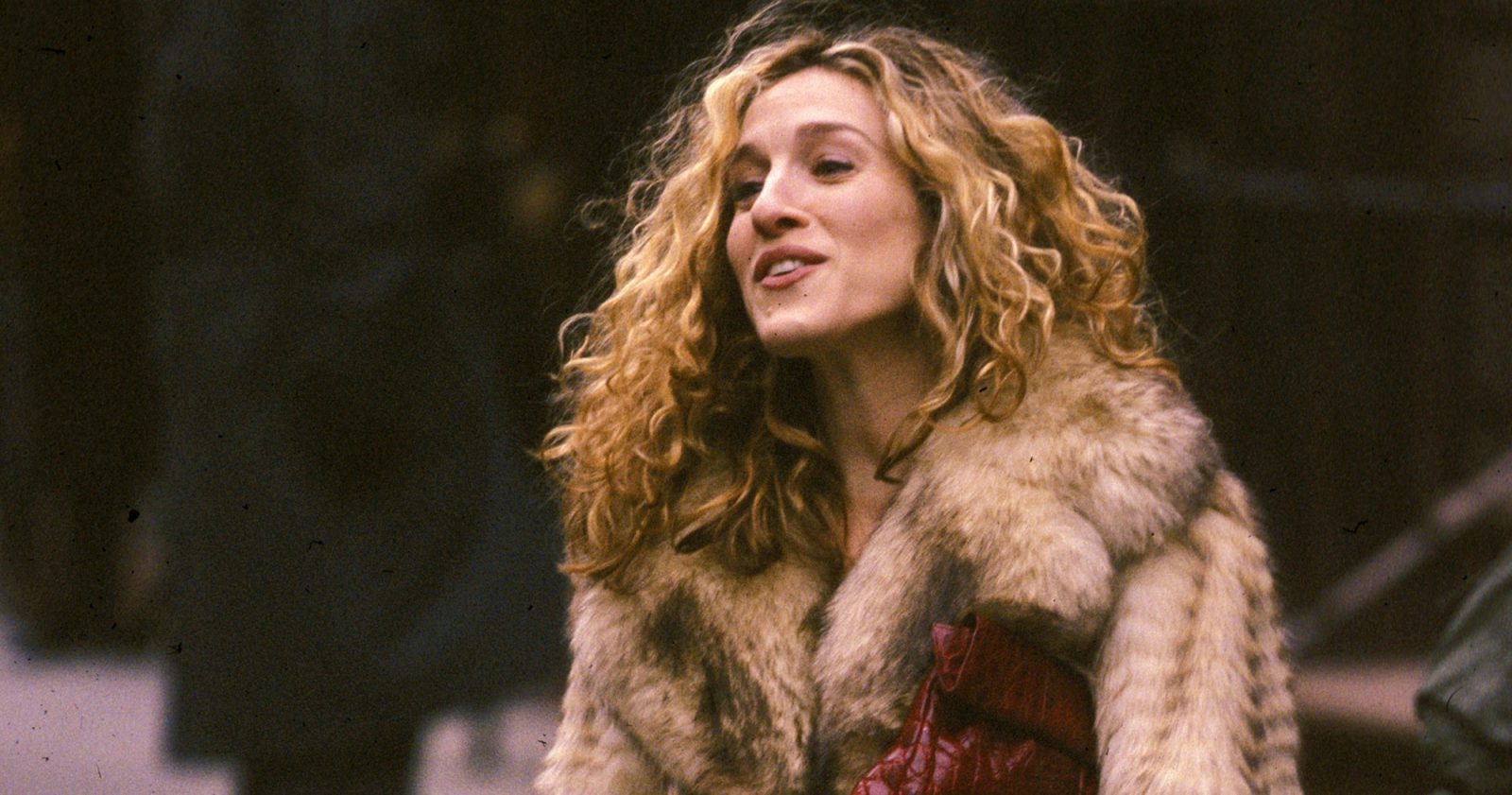 Sex and the City's Carrie Bradshaw Brings Back Fendi's Timeless Baguette  Bag - Commercial