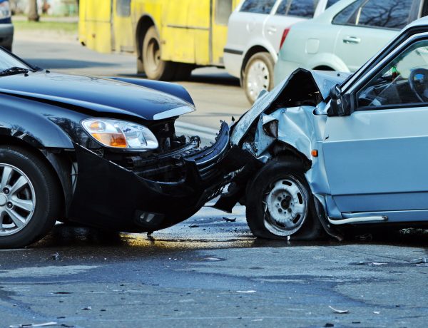 Steps to Take After a Car Wreck