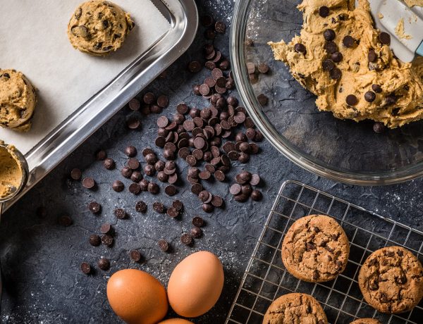 33-year-old-mike-evans-made-$40k-from-a-cookie-vending-machine,-then-invested-it-to-open-a-storefront
