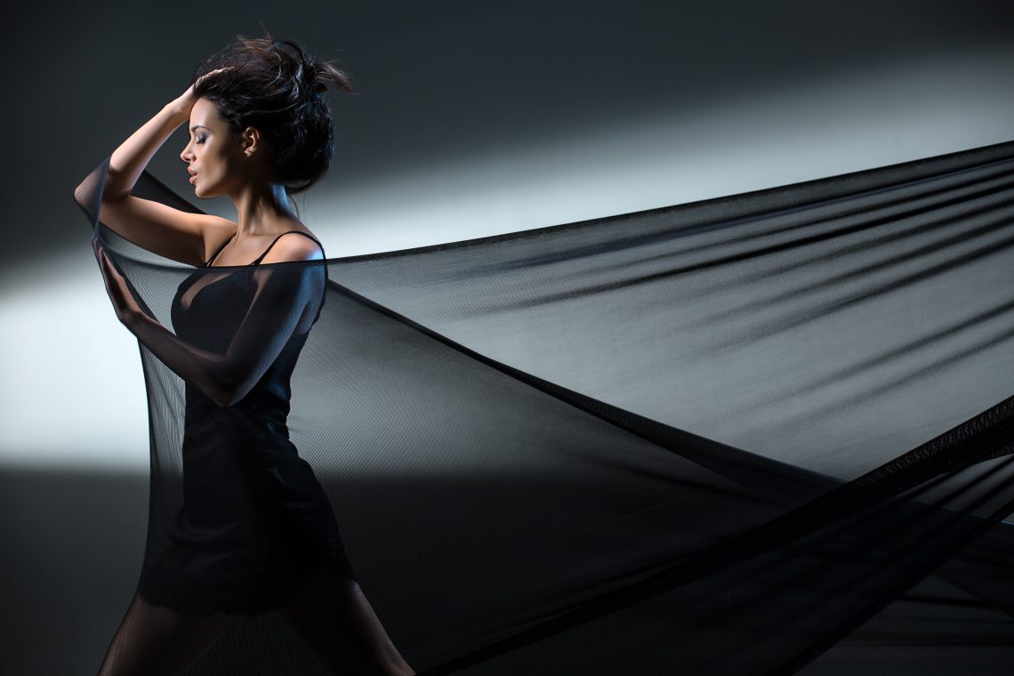 barely-there fashion