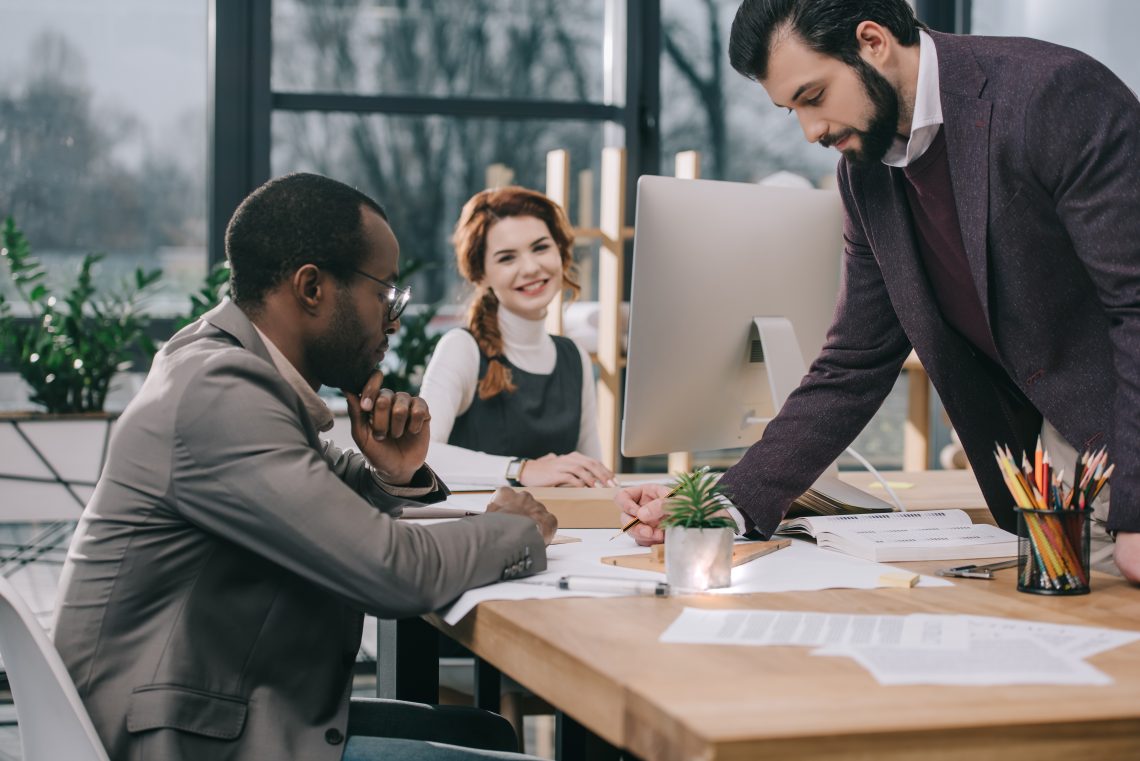 Reasons You Shouldn't Work from Home