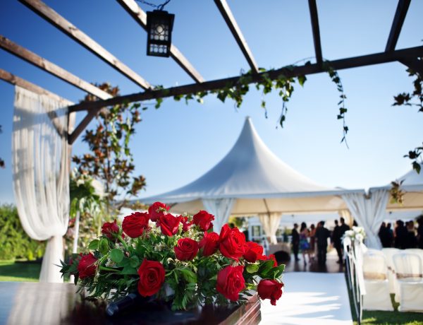 tips for a summer wedding