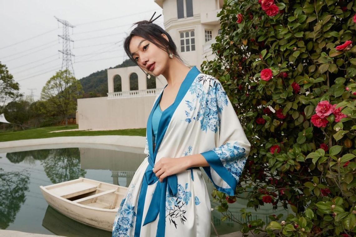Best Short Kimono