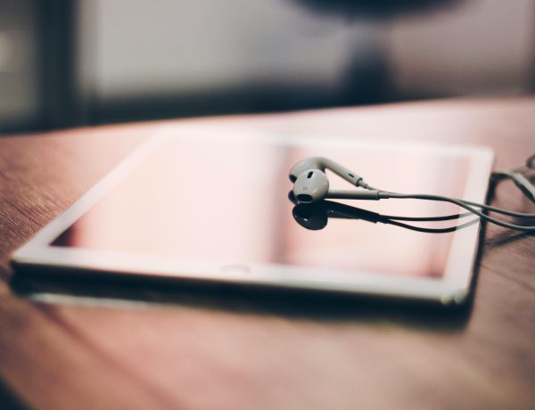 60%/60 Minute Rule For Earphone Use