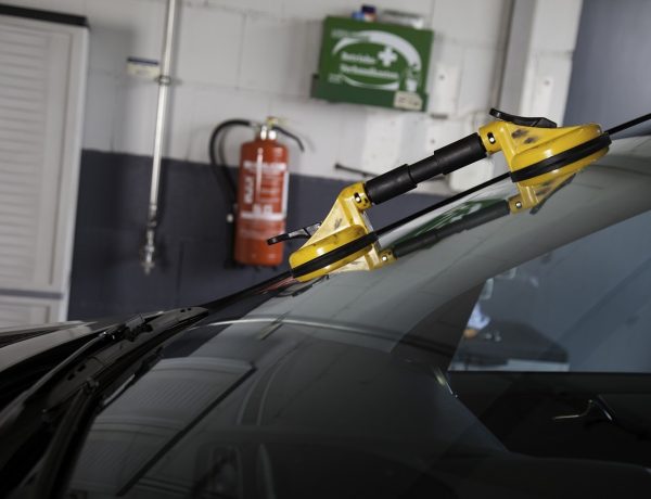 Windshield Repair