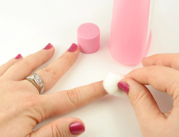 Toxic-Free Nail Polish Removers