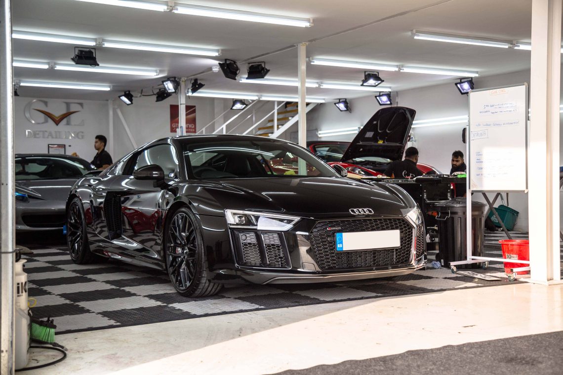 Repairing Supercar Body Damage