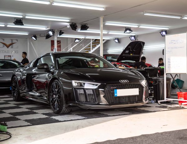 Repairing Supercar Body Damage