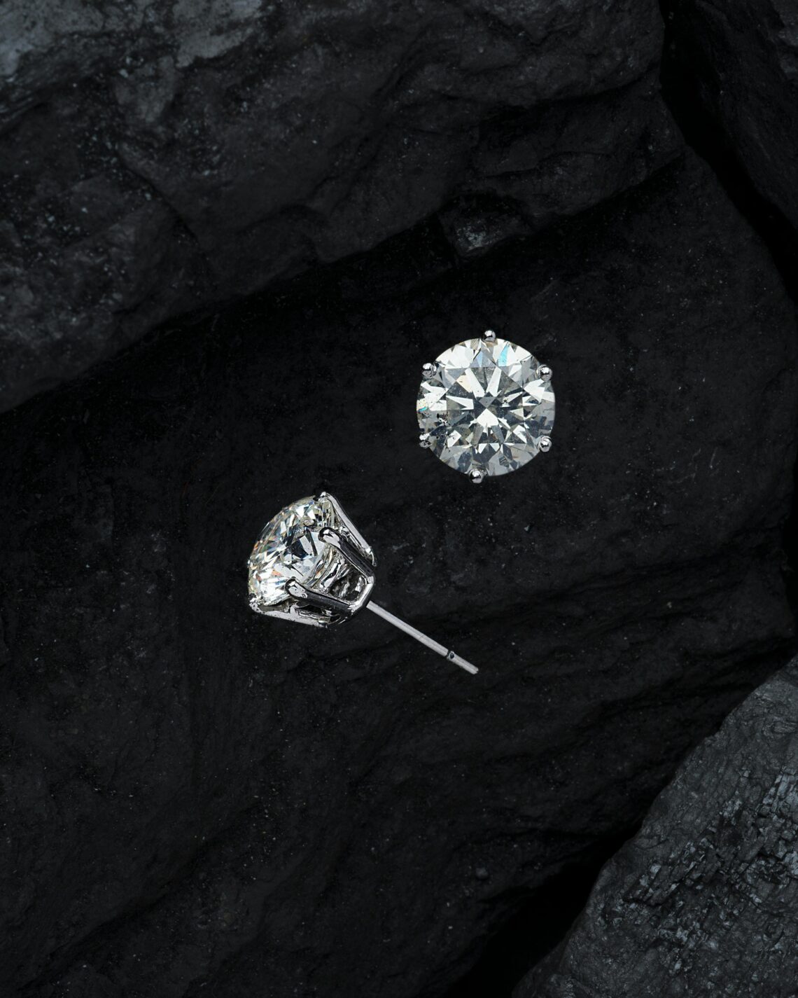 diamond stud earrings