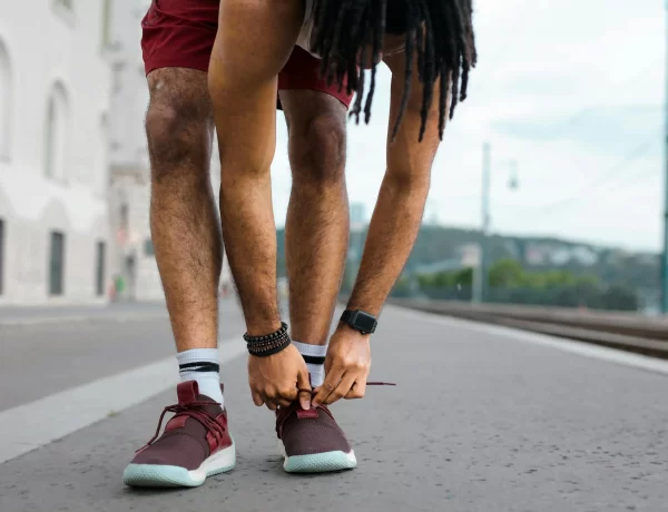 causes behind heavy legs