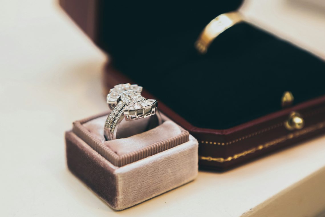 custom jewelry boxes