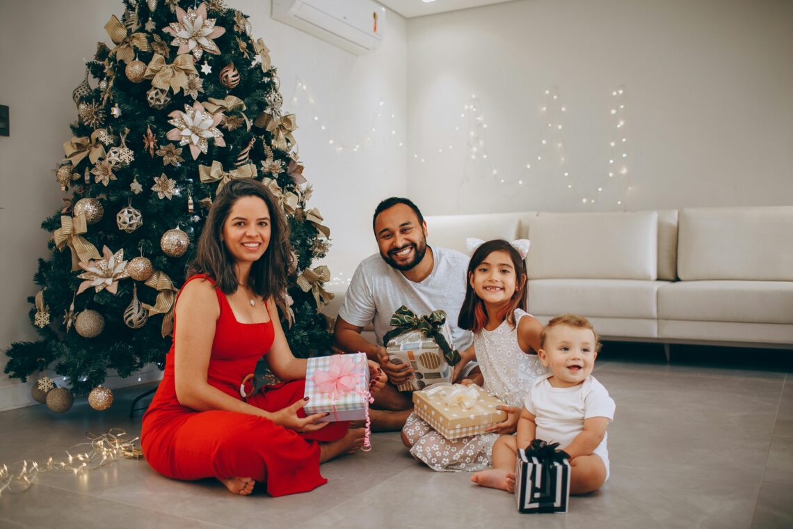 spend Christmas at home