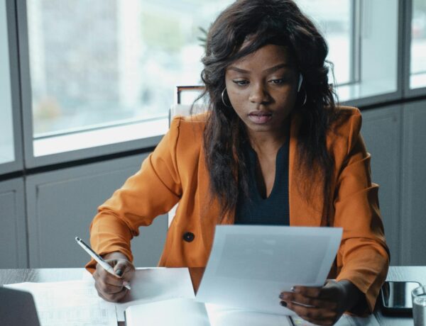 becoming a paralegal