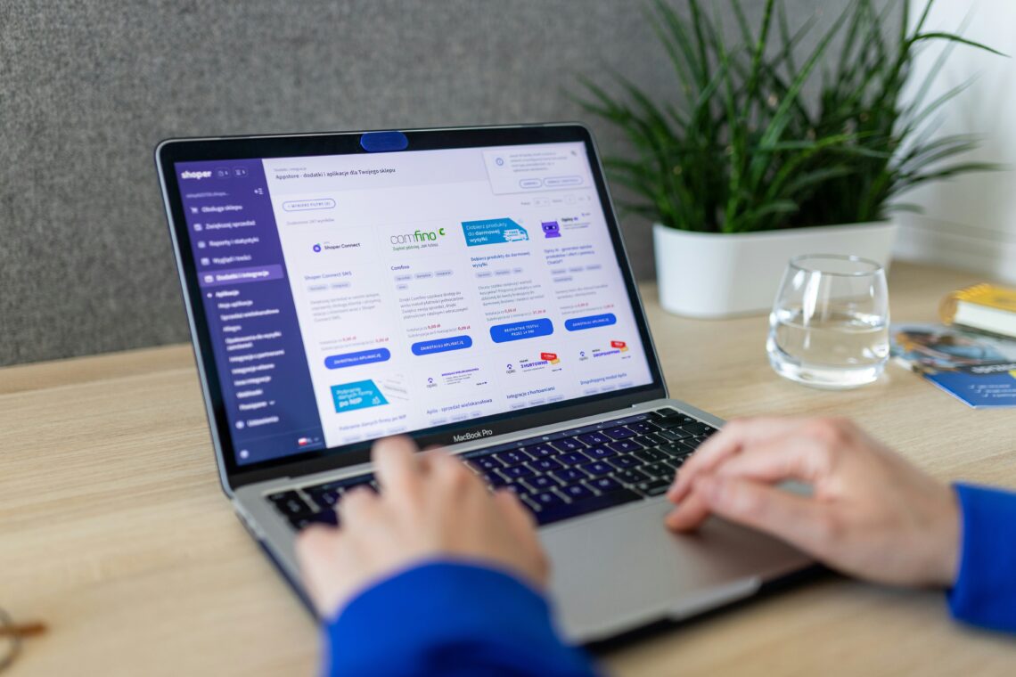e-Commerce operations