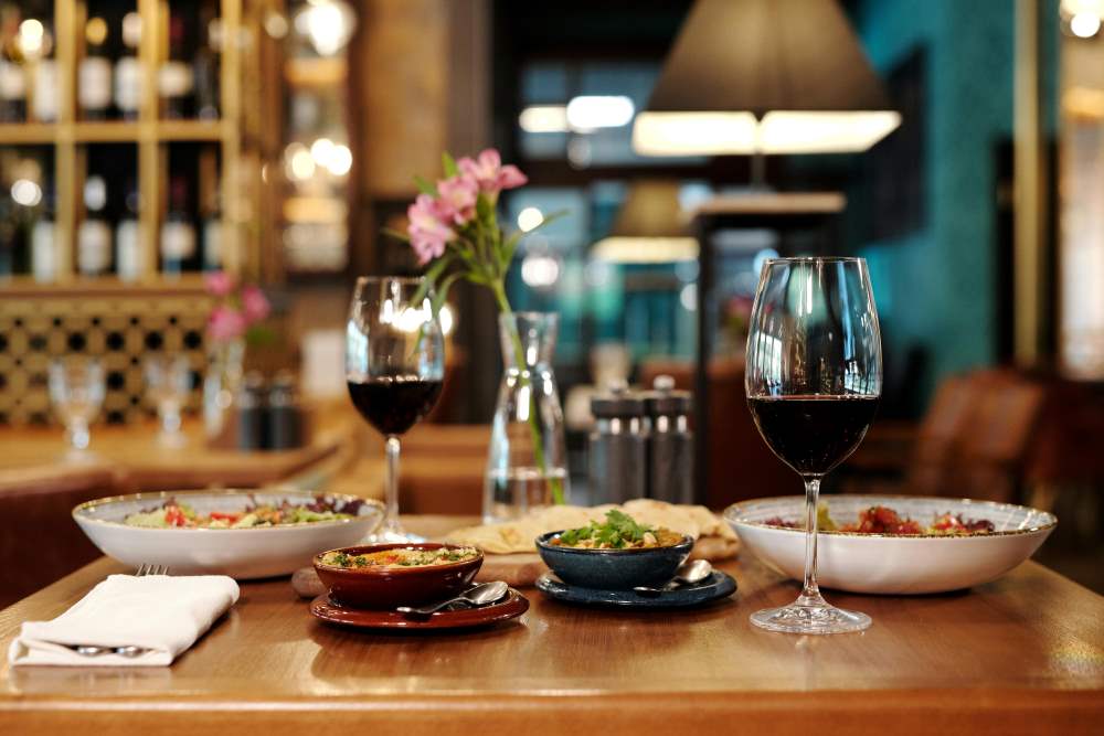 exclusive restaurants