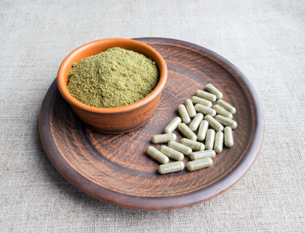 Super Green Kratom powder