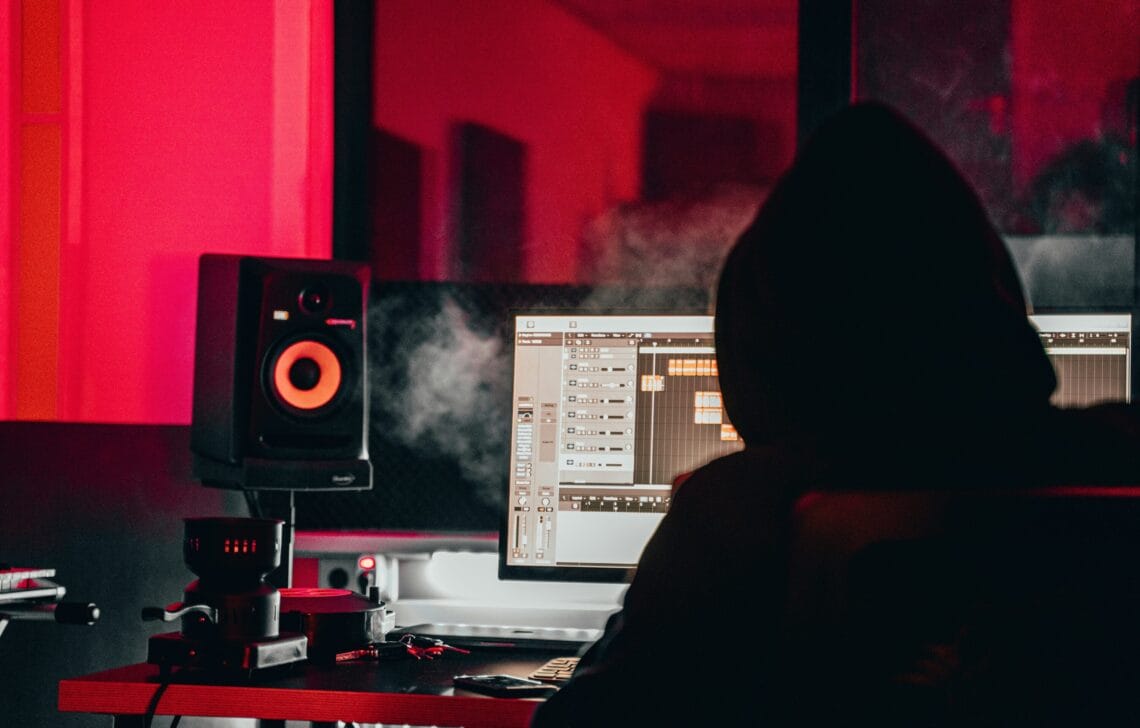 Freelance Podcast Editors Online