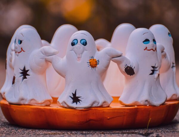 Halloween ghost figurines