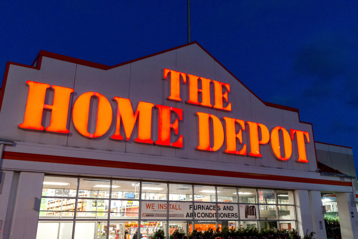 Who Owns Home Depot