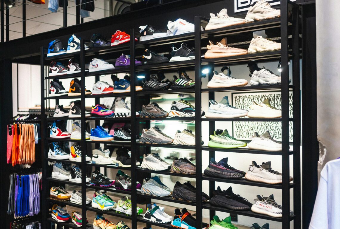 Athletic Online Stores
