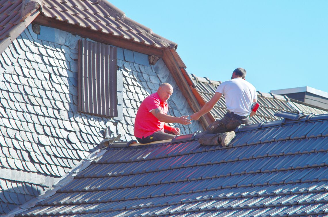 hiring a roofing contractor