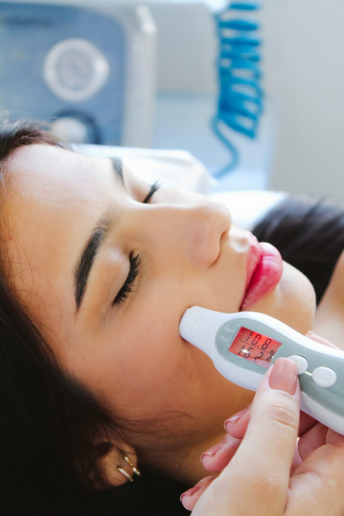 Aesthetic ultrasound