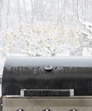 BBQ in the snow