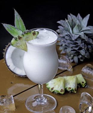 piña colada, drink, cocktail