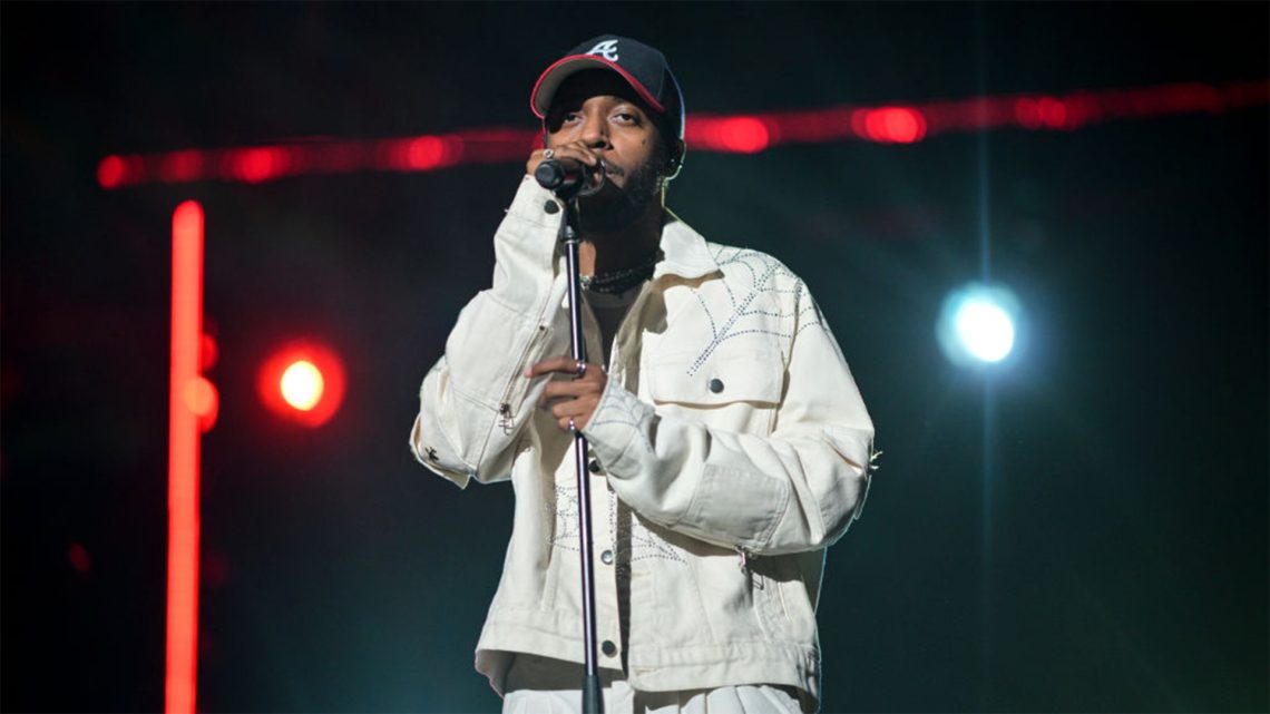 6LACK Credits ‘Being Able To Grow With Technology’ For His Success As A Musician