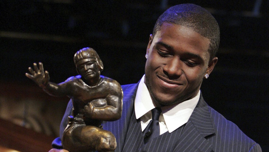 How Reggie Bush Wound Up With A Returned Heisman Trophy and  Million In Net Worth