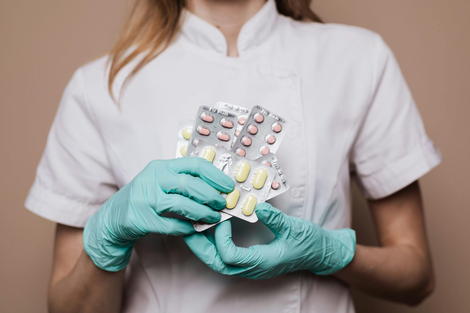 The Antibiotic Revolution: How Antibiotics Transformed Medicine and Healthcare - Vimarsana News