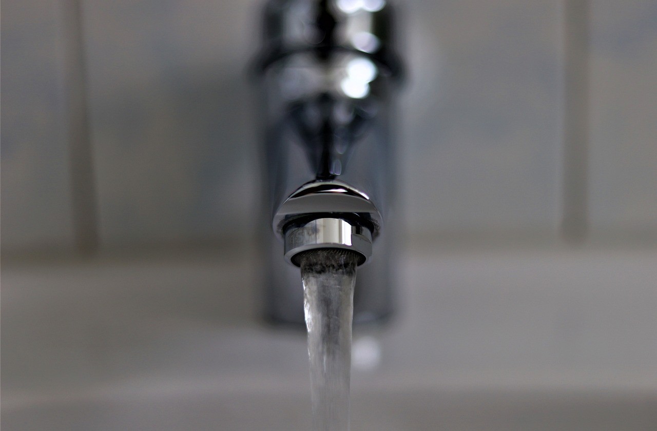 How Do PFAS Chemicals Find Their Way in the Tap Water - Vimarsana News