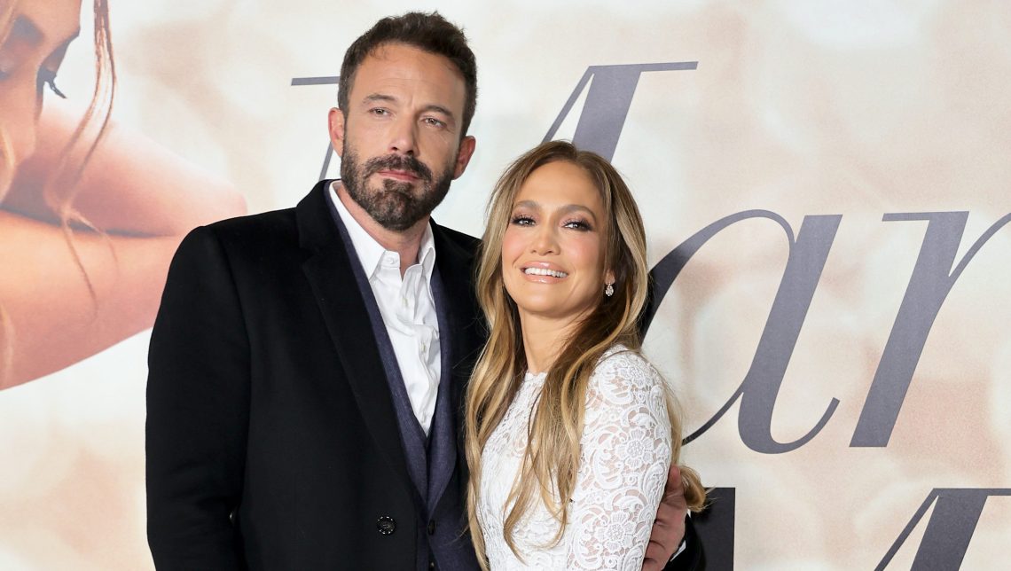 Jennifer Lopez Has Ben Affleck Wedding Photos in Home Amid Rumors – Hollywood Life