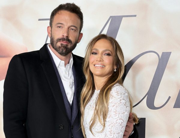 Jennifer Lopez Has Ben Affleck Wedding Photos in Home Amid Rumors – Hollywood Life