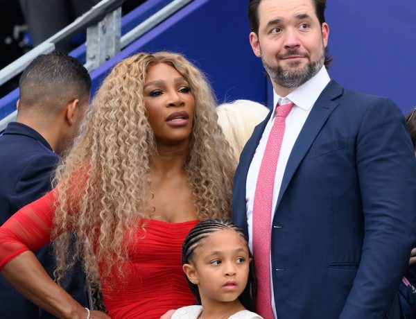 Serena Williams’ Hubby Alexis Ohanian Aces “Umbrella Holder” Role