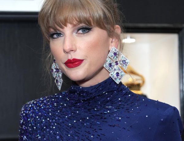 Taylor Swift “Completely in Shock” After Stabbing Attack in England