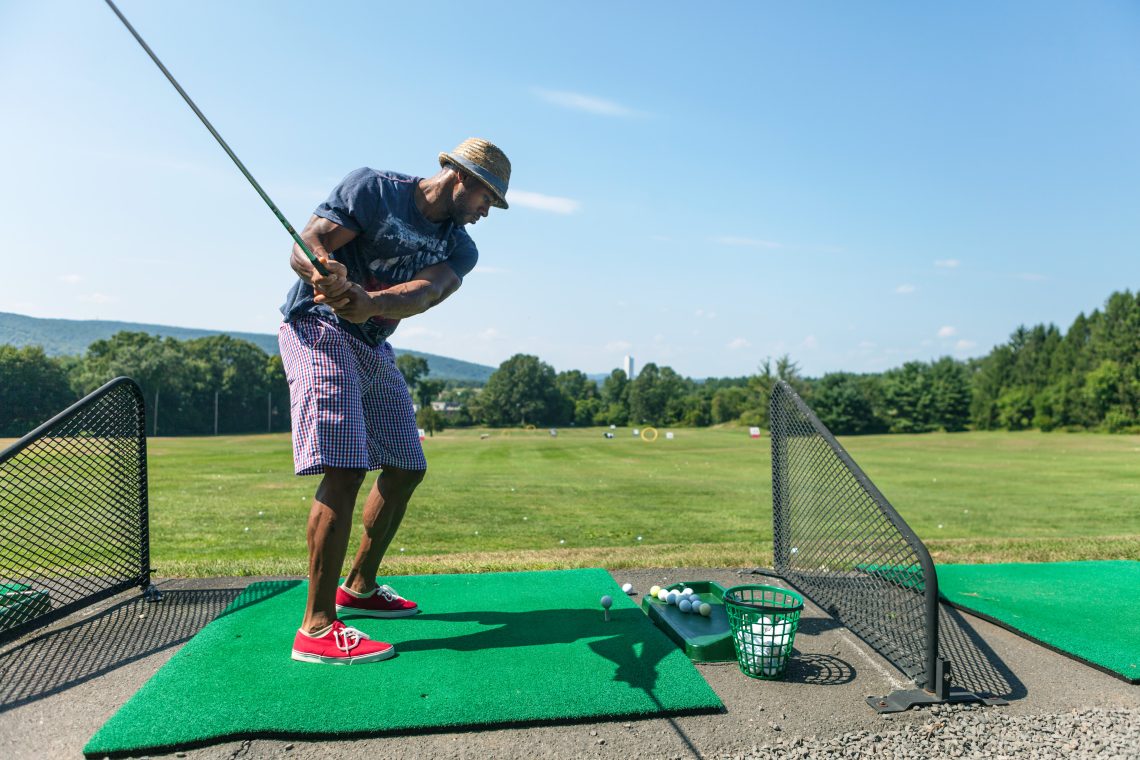 Health Benefits of Regular Visits to a Golf Center