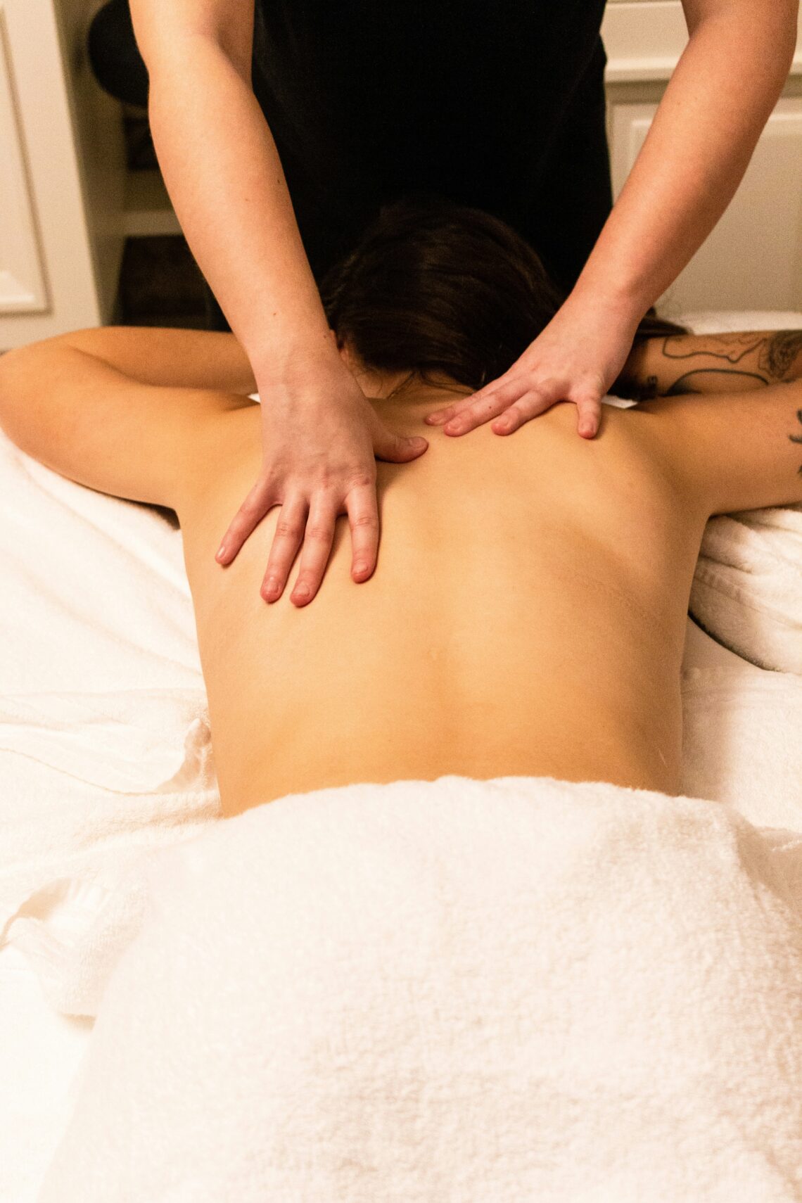 The Ultimate Guide to Relaxation Massage: Techniques and Benefits