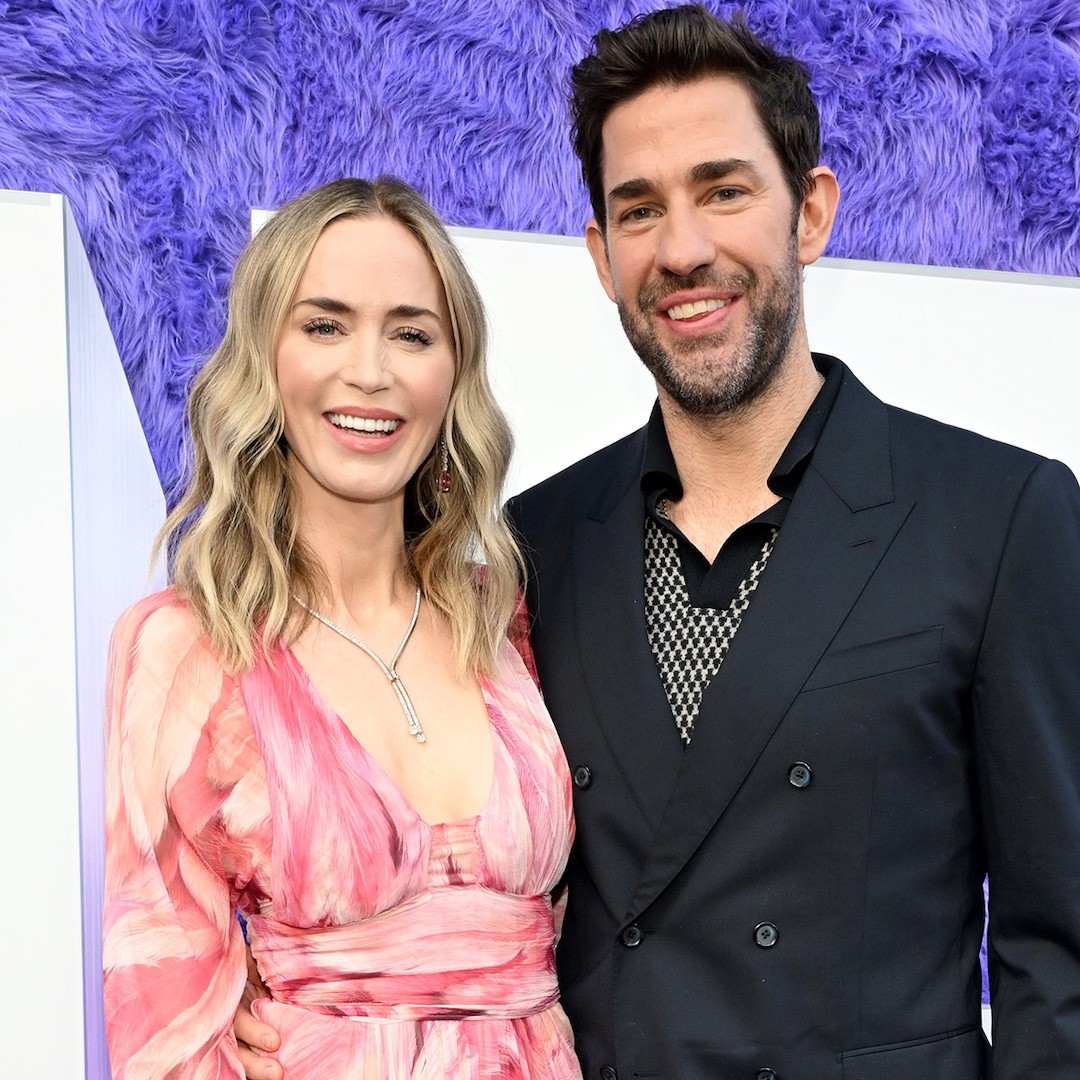 Emily Blunt & John Krasinski’s Daughters Make Rare Outing at US Upen