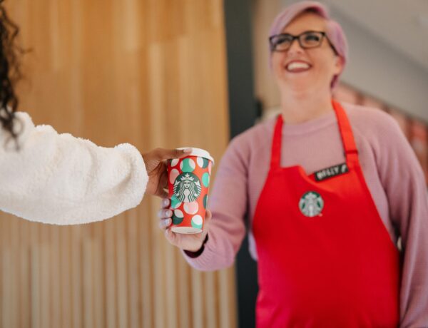 When Is Starbucks Red Cup Day 2024? How to Claim Your Holiday Freebie – Hollywood Life