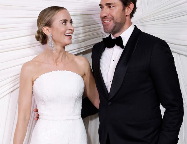 How Emily Blunt Reacted to John Krasinski's Sexiest Man Alive Title