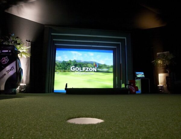 The Benefits of Using the Best Golf Simulators for Practice and Play