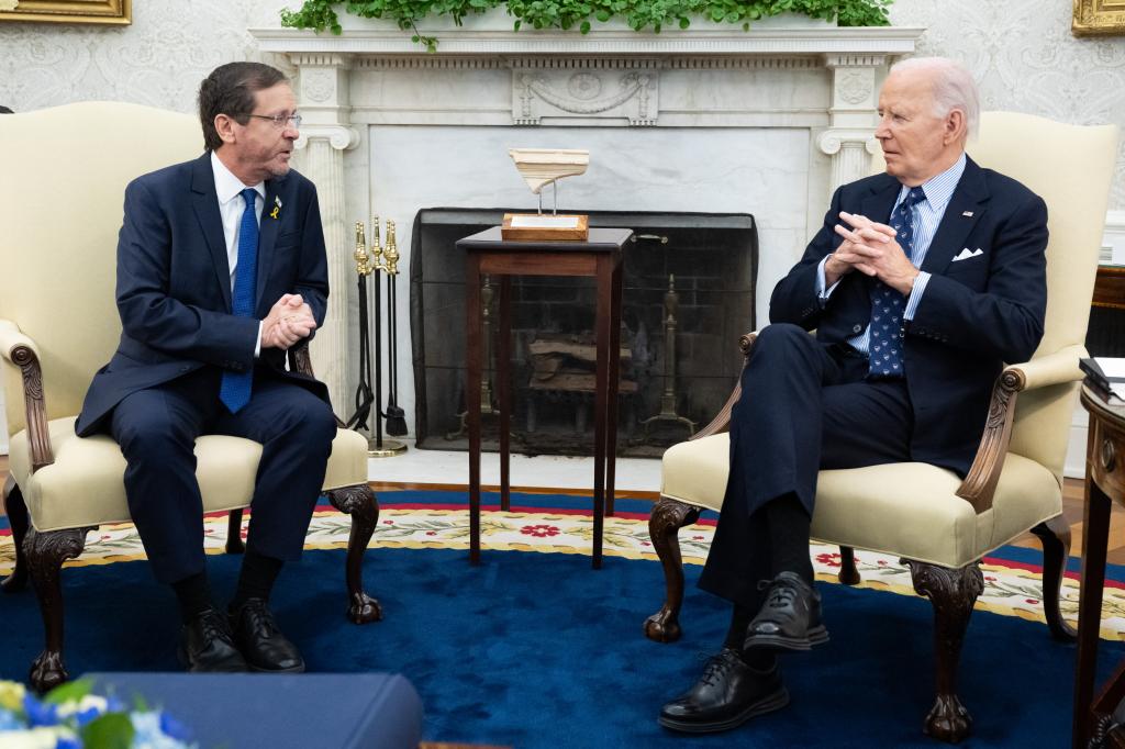 Israeli reporter Neria Kraus speaks out after Biden rebuke