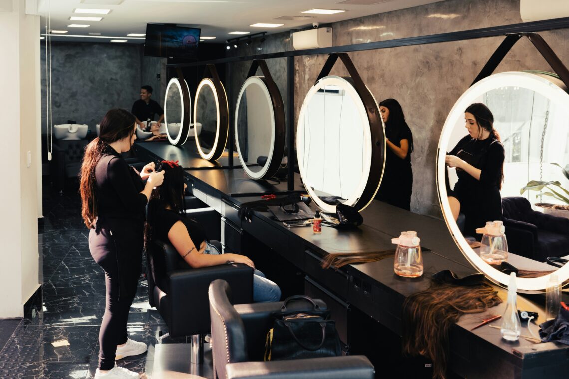 What Furniture and Equipment Are Needed for a Beauty Salon?