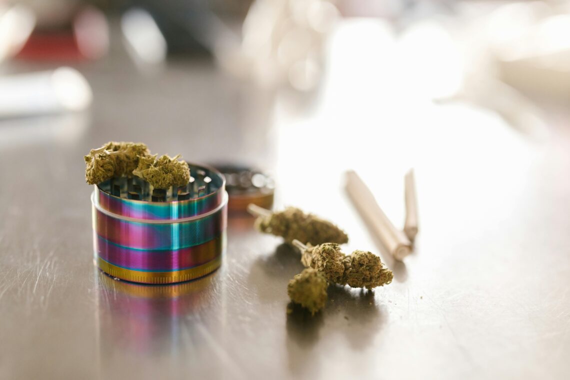 A Beginner’s Guide to Using Weed Cartridges Safely