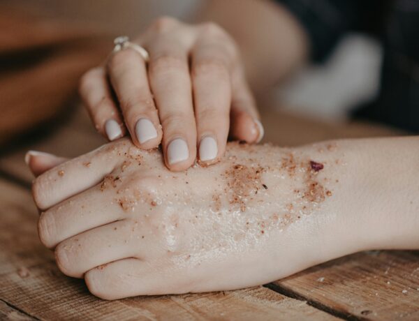 Eczema Relief: Why Hypochlorous Acid Deserves a Spot in Your Skincare Routine