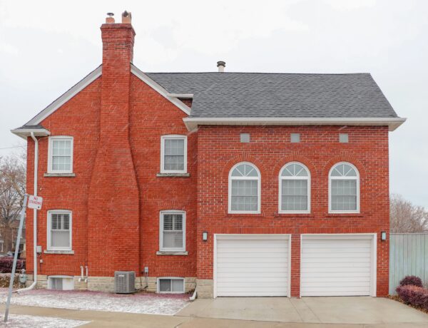 Refreshing Your Home’s Exterior: Essential Guide to Successful Masonry Painting