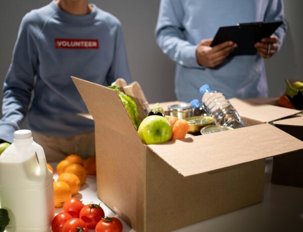 How Social Workers Strengthen Community Wellness from the Ground Up