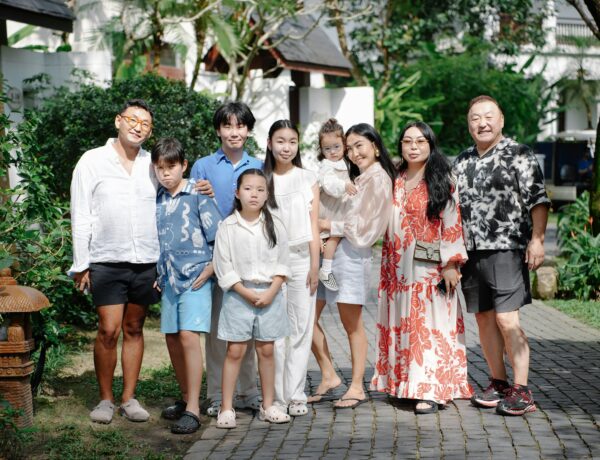 12 Ways Reunions Are Influencing Fashion, Travel, and Social Trends